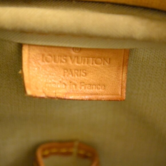 Authentic LOUIS VUITTON Deauville Handbag w/Authenticity Certificate (GUC) SALE - Picture 9 of 11